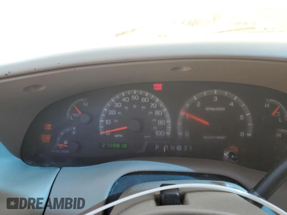 2001 Ford F-150 XLT with VIN 1FTRW07W11KB44405, listed as a Copart auction lot 53560595 with 272,881 mi miles and Salvage title. Bid and sale history available at DreamBid. Image 9.