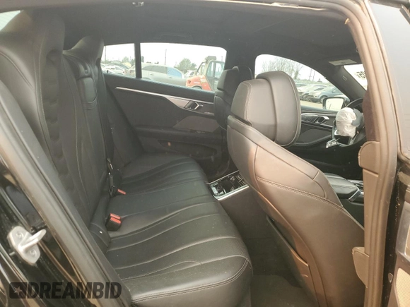 2022 BMW 8 Series M850i with VIN WBAGV8C02NCK08667, listed as a Copart auction lot 88255605 with 22,737 mi miles and Salvage title. Bid and sale history available at DreamBid. Image 10.