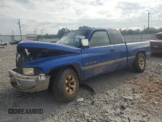 1997 Dodge 1500 z VIN 3B7HC13Z0VG721576, wystawiony jako Copart lot #63650144 z przebiegiem 233 852 mil mil oraz Szkoda całkowita • Salvage title. Historia ofert i sprzedaży dostępna na DreamBid. Obrazek 1.