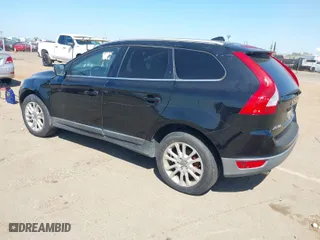 2010 Volvo XC60 3.0T with VIN YV4992DZ8A2022087, listed as a IAAI auction lot 42032484 with 162,246 mi miles. Bid and sale history available at carsss.com. Image 3.