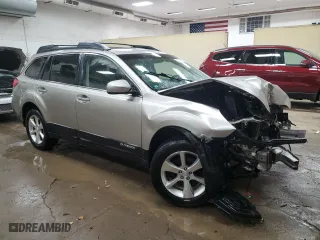 2014 Subaru Outback 2.5i Limited with VIN 4S4BRCLC2E3319911, listed as a Copart auction lot 45873895 with 161,076 mi miles and Clean Title. Bid and sale history available at carsss.com. Image 4.