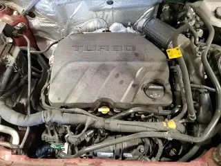 2024 Chevrolet Trax 1RS z VIN KL77LGE2XRC091506, wystawiony jako Copart lot #84251305 z przebiegiem 39 251 mil mil oraz Szkoda całkowita • Salvage title. Historia ofert i sprzedaży dostępna na DreamBid. Obrazek 17.