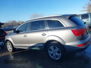 2011 Audi Q7 3.0L TDI Premium Plus with VIN WA1LMAFE3BD002843, listed as a IAAI auction lot 41609039 with 152,021 mi miles. Bid and sale history available at carsss.com. Image 15.
