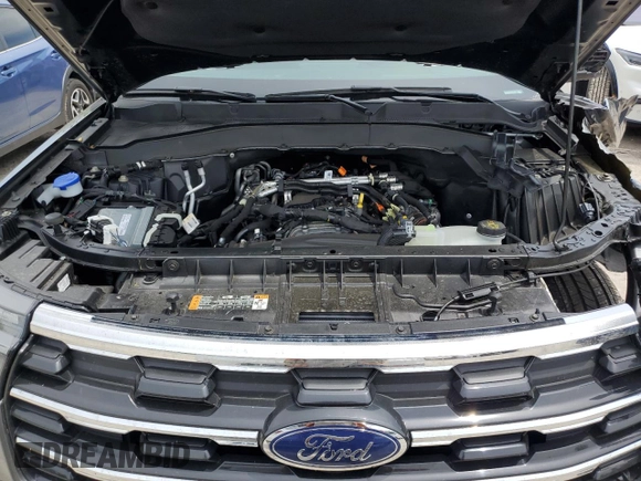 2025 Ford Explorer Active with VIN 1FMUK8DH3SGB48594, listed as a Copart auction lot 58975755 with 3,134 mi miles and Salvage title. Bid and sale history available at DreamBid. Image 12.
