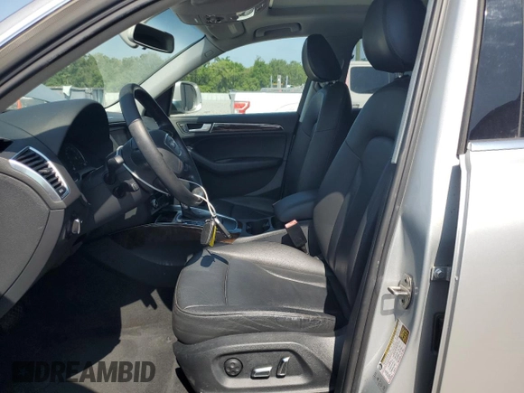2013 Audi Q5 Premium z VIN WA1CFAFP3DA079020, wystawiony jako Copart lot #55969255 z przebiegiem 88 407 mil mil oraz Szkoda całkowita • Salvage title. Historia ofert i sprzedaży dostępna na DreamBid. Obrazek 7.