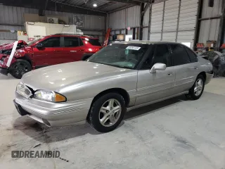 1998 Pontiac Bonneville SE z VIN 1G2HX52K6WH213866, wystawiony jako Copart lot #58358105 z przebiegiem 180 993 mil mil oraz Szkoda całkowita • Salvage title. Historia ofert i sprzedaży dostępna na DreamBid. Obrazek 1.