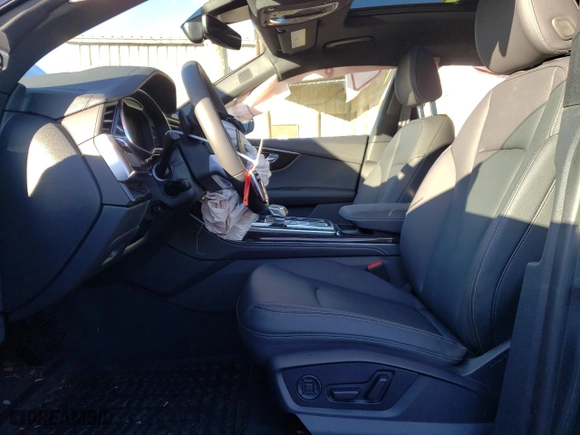 2025 Audi Q8 Premium Plus with VIN WA1EVBF12SD002406, listed as a Copart auction lot 86548284 with 1,756 mi miles and Salvage Title. Bid and sale history available at carsss.com. Image 7.