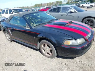 2003 Ford Mustang Deluxe z VIN 1FAFP44413F408203, wystawiony jako IAAI lot #42109720 z przebiegiem Nie podano mil oraz . Historia ofert i sprzedaży dostępna na DreamBid. Obrazek 1.