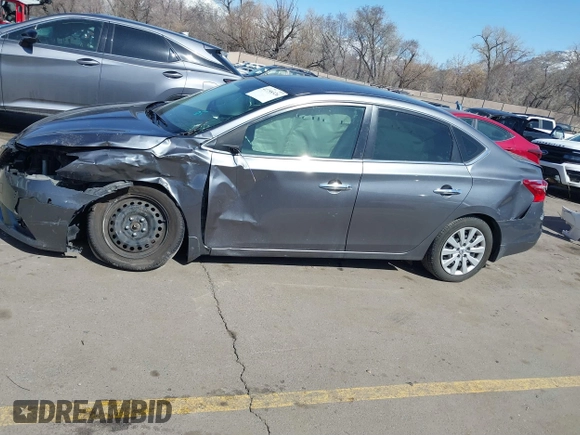 2019 Nissan Sentra SR with VIN 3N1AB7AP2KY457262, listed as a IAAI auction lot 41758326 with 57,060 mi miles. Bid and sale history available at carsss.com. Image 15.