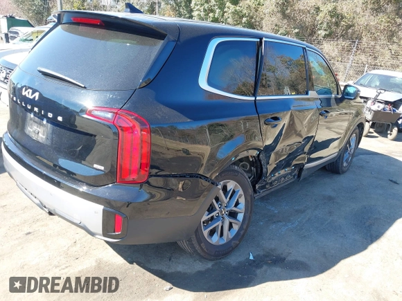 2023 Kia Telluride LX z VIN 5XYP2DGC2PG394637, wystawiony jako IAAI lot #41697582 z przebiegiem 19 836 mil mil oraz . Historia ofert i sprzedaży dostępna na DreamBid. Obrazek 4.