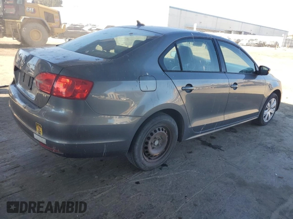 2014 Volkswagen Jetta SE with VIN 3VWD17AJ1EM247446, listed as a Copart auction lot 63695695 with 165,652 mi miles and Clean title. Bid and sale history available at DreamBid. Image 3.