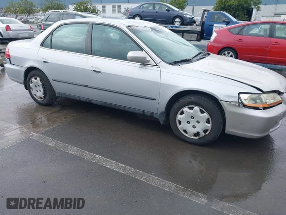 1999 Honda Accord LX z VIN 1HGCG5645XA023392, wystawiony jako IAAI lot #41525751 z przebiegiem 214 850 mil mil oraz . Historia ofert i sprzedaży dostępna na DreamBid. Obrazek 1.