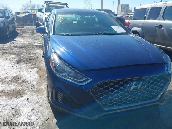 2019 Hyundai Sonata Sport with VIN 5NPE34AF4KH804430, listed as a IAAI auction lot 41663733 with 51,297 mi miles. Bid and sale history available at carsss.com. Image 1.