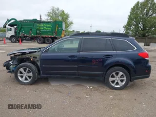 2013 Subaru Outback Limited с VIN 4S4BRCLC0D3297339, выставлен на аукционе IAAI как лот 42302845 с пробегом 144 941 миль миль и . История ставок и продаж доступна на DreamBid. Изображение 15.