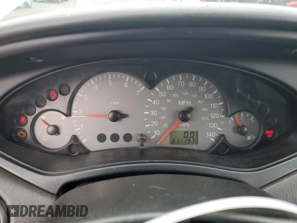 2003 Ford Focus ZX3 with VIN 3FAFP31Z83R182271, listed as a Copart auction lot 82415004 with 211,193 mi miles and Salvage title. Bid and sale history available at DreamBid. Image 9.