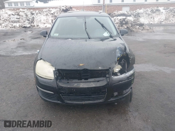2008 Volkswagen Jetta Sedan S with VIN 3VWJZ71K18M089389, listed as a IAAI auction lot 41676123 with 136,782 mi miles. Bid and sale history available at carsss.com. Image 6.