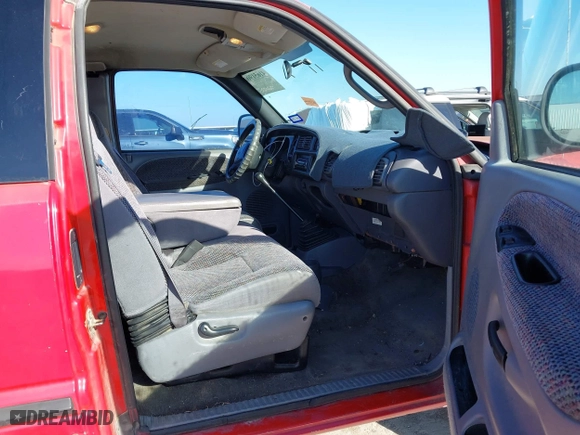 2002 Dodge Ram 2500 with VIN 3B7KC23C22M220046, listed as a IAAI auction lot 41651900 with 260,860 mi miles. Bid and sale history available at carsss.com. Image 5.