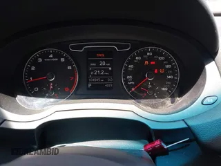 2015 Audi Q3 Premium Plus с VIN WA1EFCFS6FR010285, выставлен на аукционе IAAI как лот 42202068 с пробегом 104 945 миль миль и . История ставок и продаж доступна на DreamBid. Изображение 7.