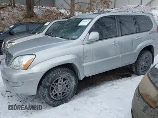 2006 Lexus GX with VIN JTJBT20X660121517, listed as a IAAI auction lot 41629022 with 256,760 mi miles. Bid and sale history available at carsss.com. Image 2.