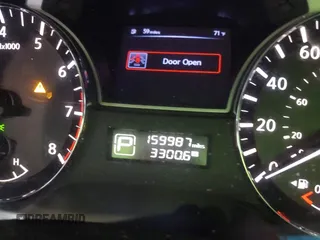 2014 Nissan Pathfinder SV with VIN 5N1AR2MN4EC716333, listed as a IAAI auction lot 41914147 with 159,987 mi miles. Bid and sale history available at carsss.com. Image 7.