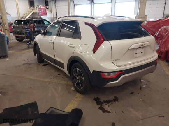 2024 Kia Niro EX Touring with VIN KNDCR3LE8R5127624, listed as a IAAI auction lot 41603103 with 37,653 mi miles. Bid and sale history available at carsss.com. Image 3.