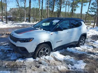 2022 Jeep Compass Trailhawk z VIN 3C4NJDDB6NT172792, wystawiony jako IAAI lot #41615557 z przebiegiem 12 191 mil mil oraz . Historia ofert i sprzedaży dostępna na DreamBid. Obrazek 2.