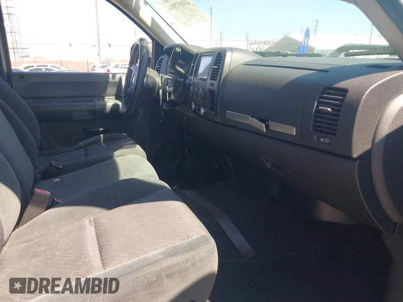 2009 Chevrolet Silverado 1500 with VIN 2GCEC290691114694, listed as a IAAI auction lot 41857504 with 188,705 mi miles and . Bid and sale history available at DreamBid. Image 5.