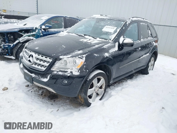2009 Mercedes-Benz M 350 with VIN 4JGBB86E59A523599, listed as a IAAI auction lot 41317691 with 247,788 mi miles and . Bid and sale history available at carsss.com. Image 2.