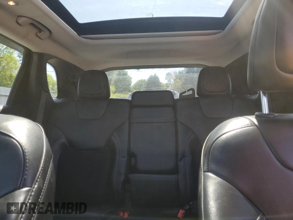 2019 Jeep Cherokee Altitude with VIN 1C4PJMLX0KD271132, listed as a Copart auction lot 51933045 with 124,878 mi miles and Salvage title. Bid and sale history available at DreamBid. Image 10.