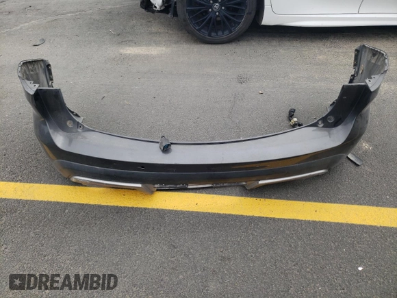 2017 Ford Explorer XLT z VIN 1FM5K8D88HGA60086, wystawiony jako Copart lot #60874065 z przebiegiem 89 286 mil mil oraz Szkoda całkowita • Salvage title. Historia ofert i sprzedaży dostępna na DreamBid. Obrazek 13.