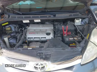 2006 Toyota Sienna XLE z VIN 5TDZA22C06S495720, wystawiony jako IAAI lot #42379521 z przebiegiem 65 375 mil mil oraz . Historia ofert i sprzedaży dostępna na DreamBid. Obrazek 10.