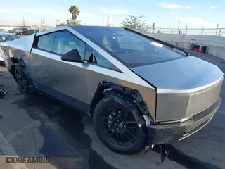 2024 Tesla Cybertruck with VIN 7G2CEHED9RA047674, listed as a IAAI auction lot 41118625 with 1,323 mi miles. Bid and sale history available at carsss.com. Image 1.