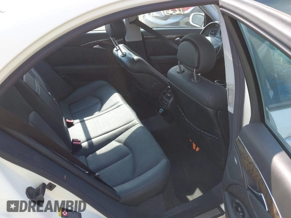 2003 Mercedes-Benz E 500 with VIN WDBUF70JX3A306654, listed as a IAAI auction lot 42073041 with 158,010 mi miles and . Bid and sale history available at DreamBid. Image 8.