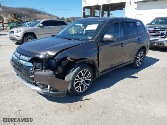 2017 Mitsubishi Outlander SE with VIN JA4AZ3A30HZ052105, listed as a IAAI auction lot 41856237 with 40,172 mi miles. Bid and sale history available at carsss.com. Image 17.