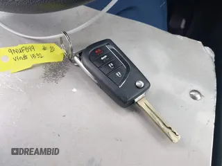 2023 Toyota Corolla LE z VIN JTDB4MEE7PJ001532, wystawiony jako IAAI lot #42073674 z przebiegiem 32 962 mil mil oraz . Historia ofert i sprzedaży dostępna na DreamBid. Obrazek 11.