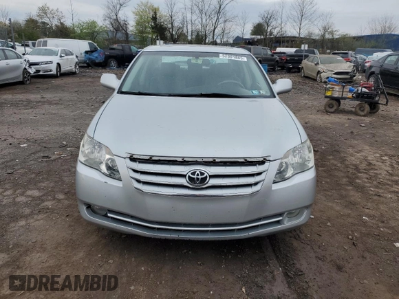 2007 Toyota Avalon XL with VIN 4T1BK36B97U219292, listed as a Copart auction lot 52901885 with 191,799 mi miles and Salvage Title. Bid and sale history available at DreamBid. Image 5.
