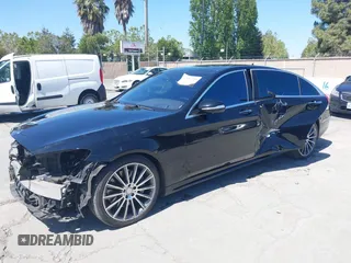 2015 Mercedes-Benz S 550 z VIN WDDUG8CBXFA123077, wystawiony jako IAAI lot #42194749 z przebiegiem 92 392 mil mil oraz . Historia ofert i sprzedaży dostępna na DreamBid. Obrazek 17.