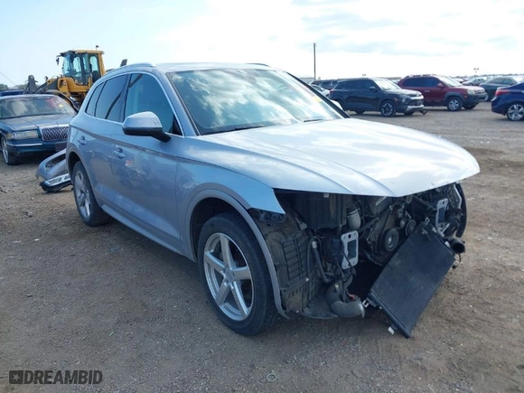 2018 Audi Q5 Premium Plus with VIN WA1BNAFY5J2197891, listed as a IAAI auction lot 40824676 with 130,604 mi miles. Bid and sale history available at carsss.com. Image 1.