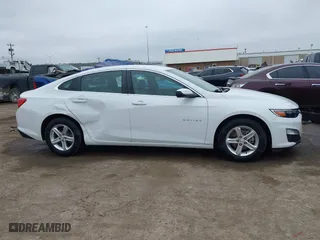 2020 Chevrolet Malibu LS with VIN 1G1ZC5ST9LF132915, listed as a IAAI auction lot 41570162 with 52,382 mi miles. Bid and sale history available at carsss.com. Image 13.