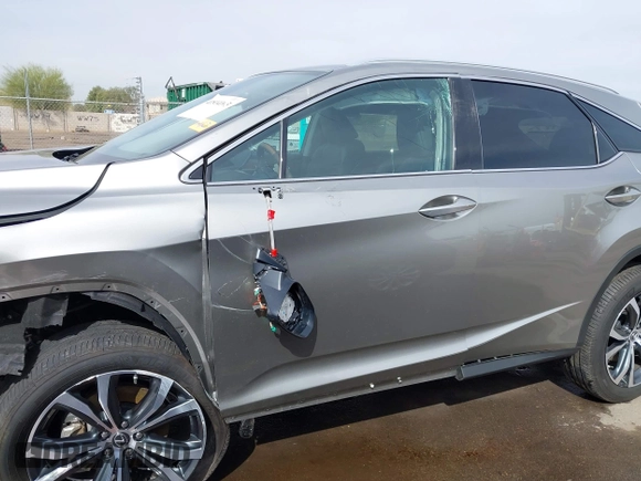 2022 Lexus RX with VIN 2T2HZMDA4NC349643, listed as a IAAI auction lot 41814163 with 10,147 mi miles. Bid and sale history available at carsss.com. Image 14.