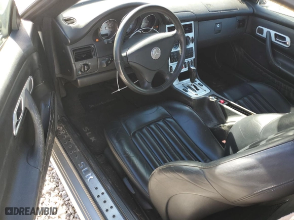 2004 Mercedes-Benz SLK-Class with VIN WDBKK49F44F298765, listed as a Copart auction lot 87677955 with 76,750 mi miles and Salvage Title. Bid and sale history available at carsss.com. Image 8.