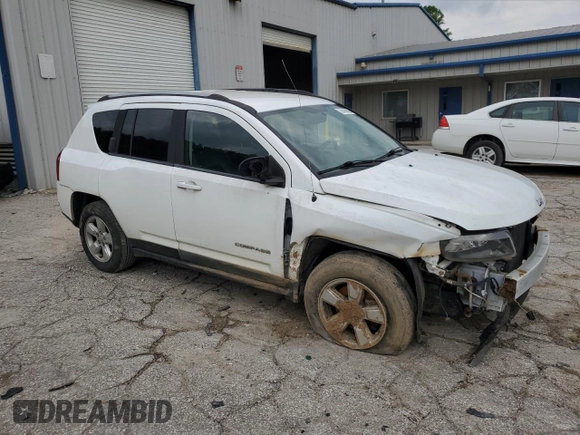 2016 Jeep Compass Latitude с VIN 1C4NJCEAXGD773650, выставлен на аукционе Copart как лот 60400805 с пробегом 83 754 миль миль и Списание • Salvage title. История ставок и продаж доступна на DreamBid. Изображение 4.