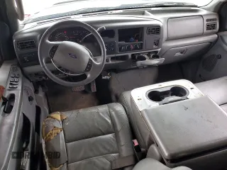 2004 Ford F-250 XL with VIN 1FTNW21P94EC60823, listed as a Copart auction lot 59985235 with 271,459 mi miles and Salvage title. Bid and sale history available at DreamBid. Image 8.