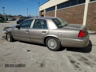 2004 Ford Crown Victoria Standard с VIN 2FAFP73W84X162132, выставлен на аукционе Copart как лот 51967594 с пробегом 227 410 миль миль и Списание • Salvage title. История ставок и продаж доступна на DreamBid. Изображение 2.