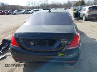 2015 Mercedes-Benz S 550 z VIN WDDUG8FB6FA135044, wystawiony jako IAAI lot #41791414 z przebiegiem 155 938 mil mil oraz . Historia ofert i sprzedaży dostępna na DreamBid. Obrazek 16.