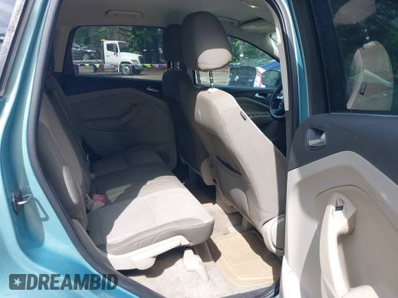 2013 Ford Escape SE z VIN 1FMCU0GX1DUD22225, wystawiony jako IAAI lot #42755402 z przebiegiem 180 784 mil mil oraz . Historia ofert i sprzedaży dostępna na DreamBid. Obrazek 8.