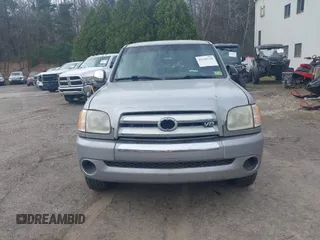 2004 Toyota Tundra SR5 with VIN 5TBDT441X4S442511, listed as a IAAI auction lot 42160328 with 157,997 mi miles and . Bid and sale history available at DreamBid. Image 12.