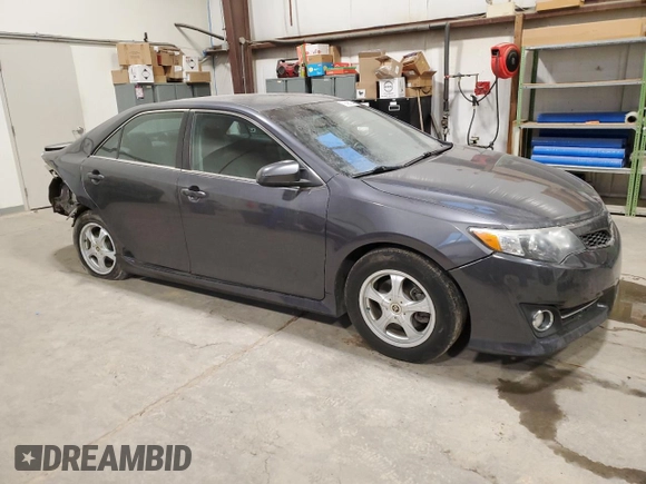 2013 Toyota Camry L with VIN 4T1BF1FK0DU232274, listed as a Copart auction lot 79095734 with 174,251 mi miles and Salvage Title. Bid and sale history available at carsss.com. Image 4.