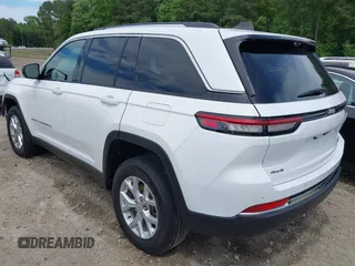 2023 Jeep Grand Cherokee Limited z VIN 1C4RJHBG3PC625434, wystawiony jako IAAI lot #42295033 z przebiegiem 27 084 mil mil oraz . Historia ofert i sprzedaży dostępna na DreamBid. Obrazek 3.