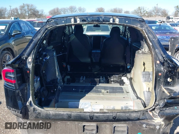 2019 Tesla Model X 75D with VIN 5YJXCDE2XKF161371, listed as a IAAI auction lot 41174741 with 34,979 mi miles. Bid and sale history available at carsss.com. Image 6.